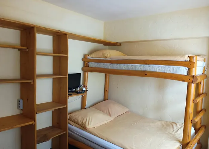 Bida Z Nędzą - Nędza Hotel *